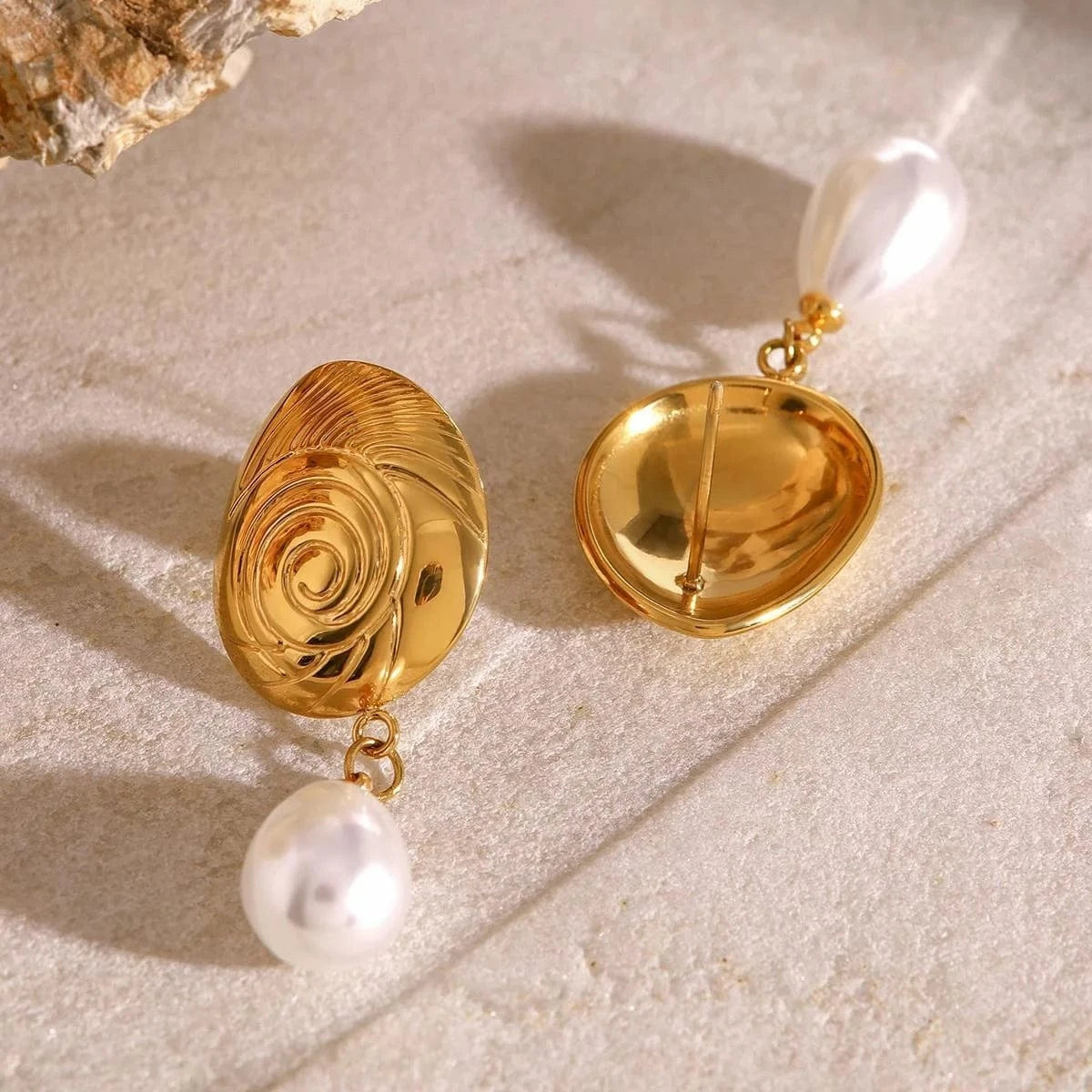 earrings Trendy / E2524 Gold Conch Texture Earrings with Water Drop Shell Pearl Pendant