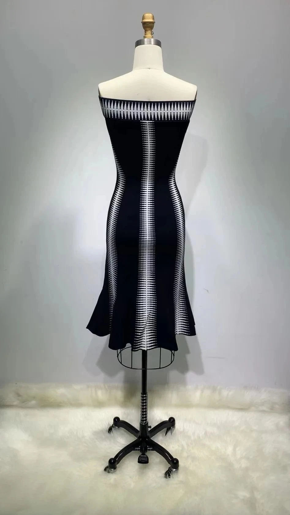 ED2250 Kimshein Elegant Clothing Women Slash Neck Sleeveless Regular Pattern Show Slim Bodycon Midi Dress Party Evening