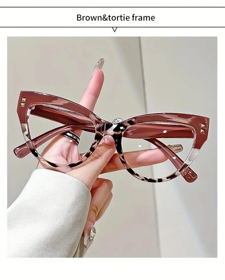 Elegant Cat Eye Reading Glasses with Metal Hinge - Minimalist Color Block Design, Fashion Presbyopic Eyewear +1.0 to +4.0