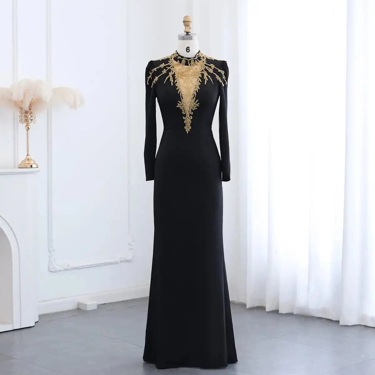 Elegant High Neck Long Sleeves Arabic Black Evening Dresses with Gold Beaded Muslim Dubai Women Formal Party Gowns LSZ217