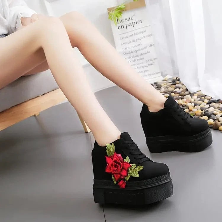 Embroidered Flowers Canvas Sneakers Women High Wedge Sneaker Fashion White/black/red Platform Sneakers Woman Casual Shoes