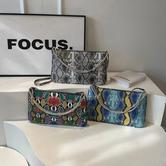 Factory wholesale handbags 2024 Light lady personality Underarm Bags lady design Snake Skin purses For Woman