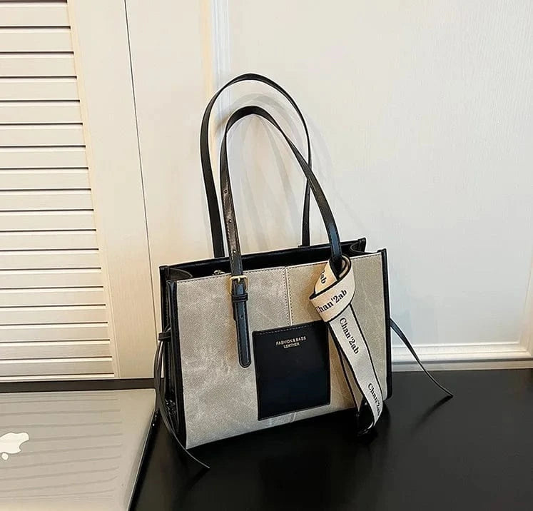 Factory Wholesale Trendy Handbags 2024 Light Lady Tote Leather Bags With Tape Lady Design Purses for women