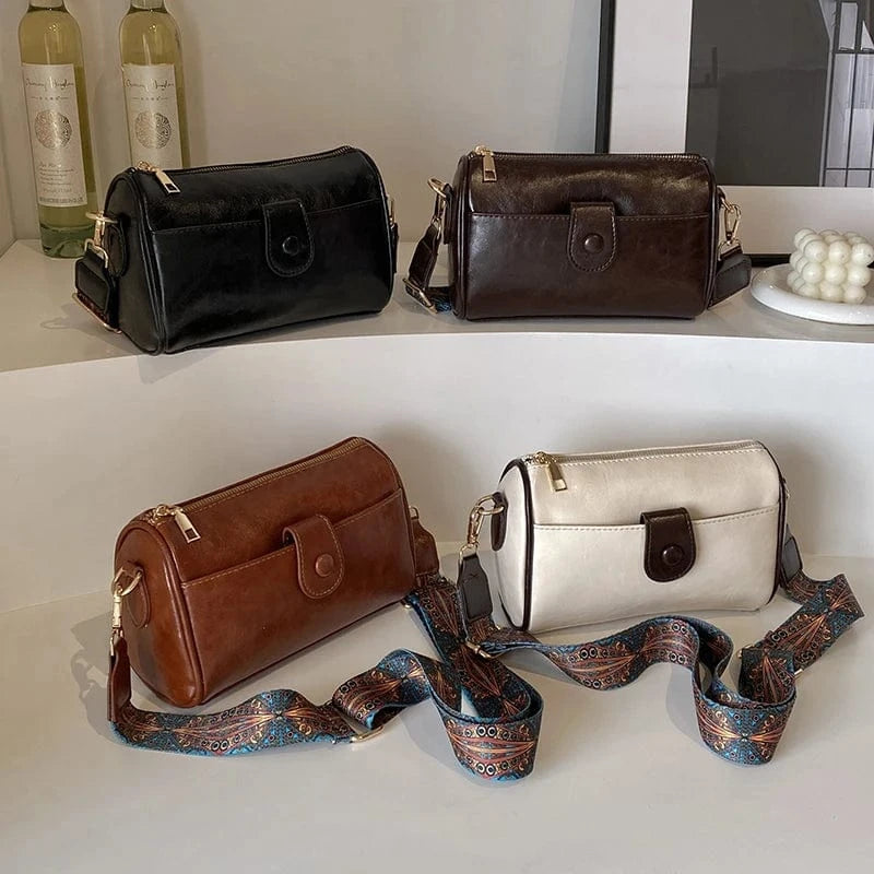 Factory Wholesale Trendy Handbags 2024 Young lady Wide Shoulder Strip Messenger Bags Lady popular design purses For Woman