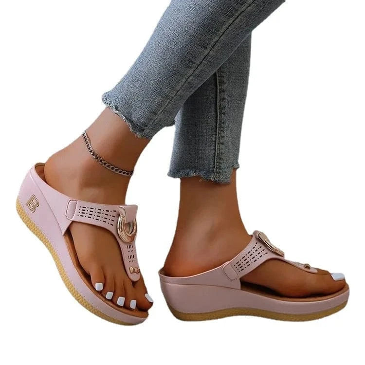 Factory wholesale trendy outdoor anti-slip women heeled platform chunky wedge heel sandals women sandals 2023