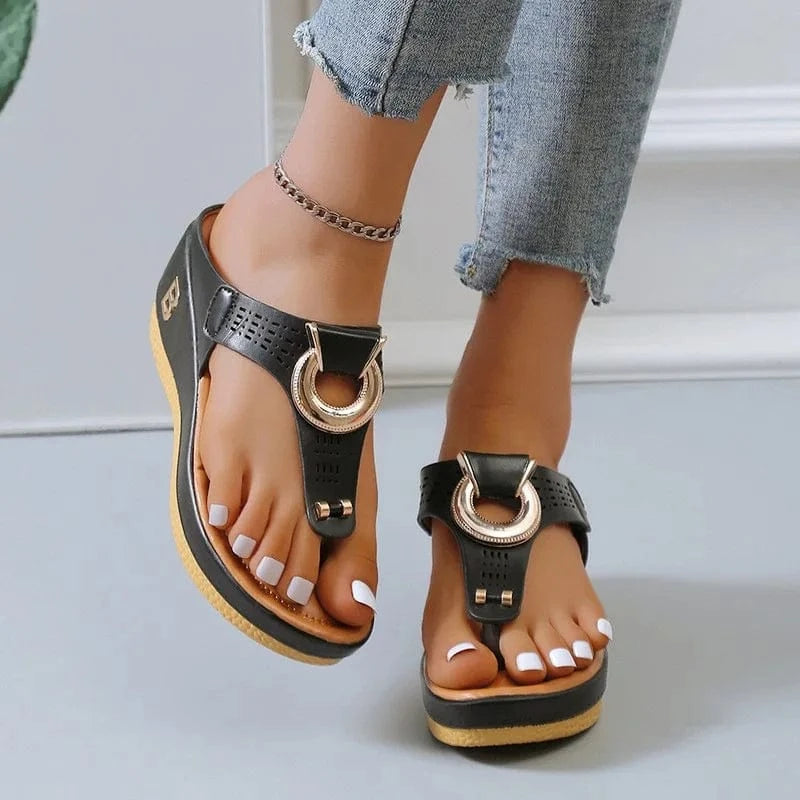 Factory wholesale trendy outdoor anti-slip women heeled platform chunky wedge heel sandals women sandals 2023
