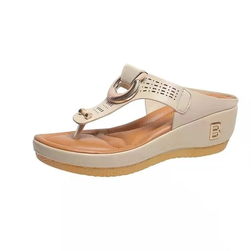 Factory wholesale trendy outdoor anti-slip women heeled platform chunky wedge heel sandals women sandals 2023