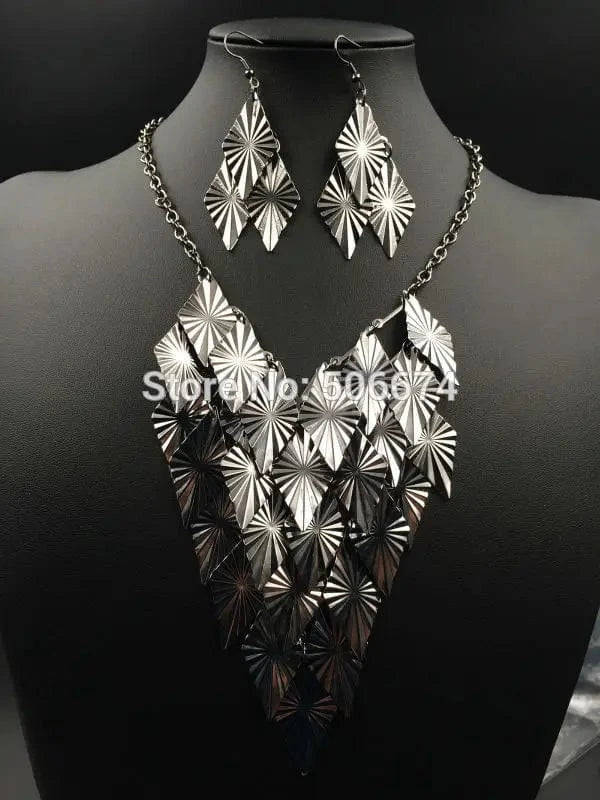fashion / Black Handmade rhombus round waves Metal Layer silver black plated Jewelry Bijoux africa necklace set charm style for Women