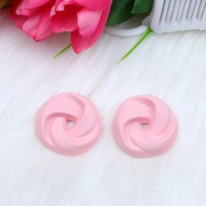 Fashion / C4 13 Macaroon Colors Korean Acrylic Round Twist Hoop Earrings for Women Matte Geometric Circle Stud Earrings Statement Jewelry