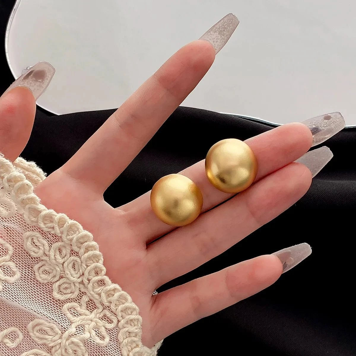 Fashion Earrings Set / ZLJ18797 Korean Gold Metal Retro Flower Earrings for Women Flower Geometric Twisted Drop Earrings Hoop Earrings Fashion Jewelry Gifts