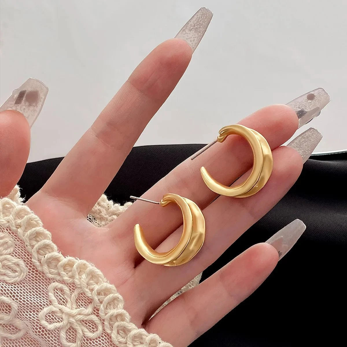 Fashion Earrings Set / ZLJ18800 Korean Gold Metal Retro Flower Earrings for Women Flower Geometric Twisted Drop Earrings Hoop Earrings Fashion Jewelry Gifts