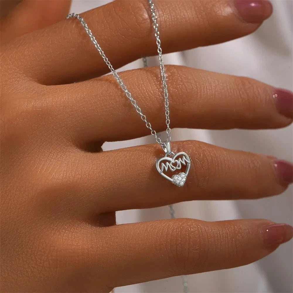 Fashion Jewelry 925 Sterling Silver Heart Pendant Letter Mom Diamond Gold Plated Necklaces for Women Mother's Day