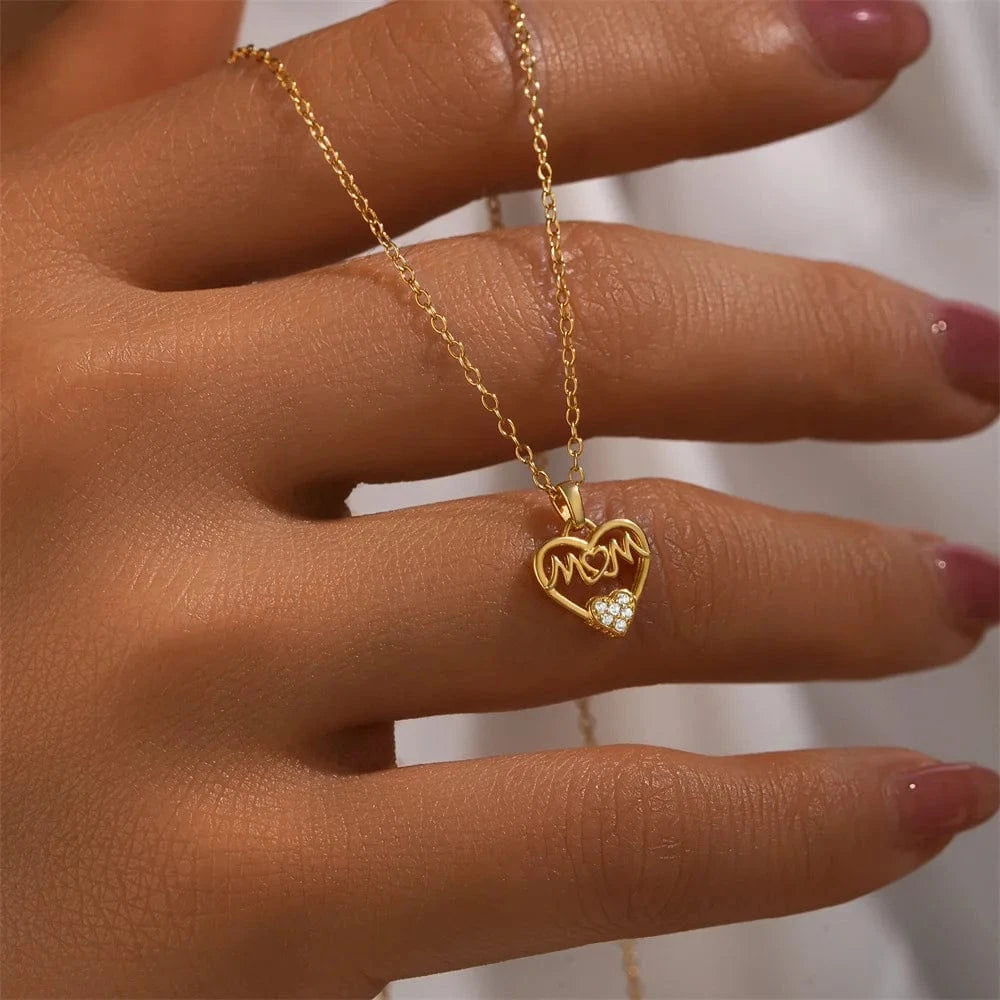 Fashion Jewelry 925 Sterling Silver Heart Pendant Letter Mom Diamond Gold Plated Necklaces for Women Mother's Day