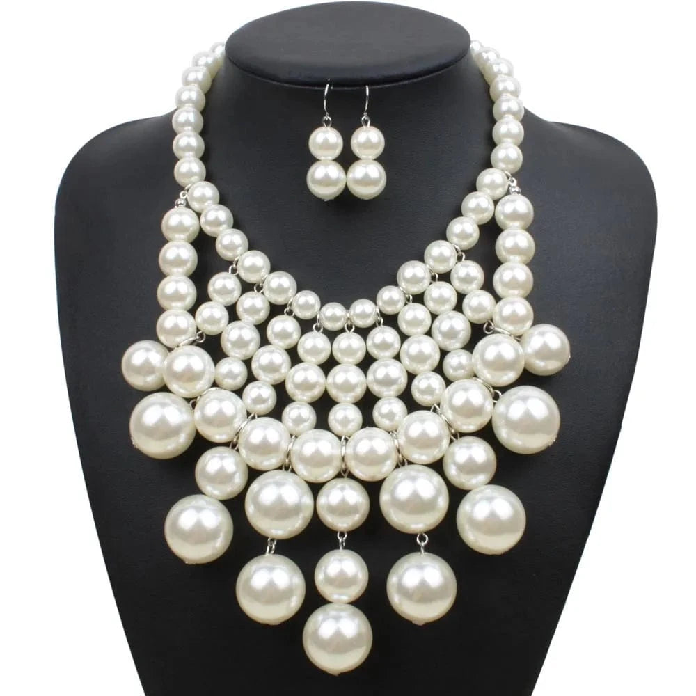 fashion jewelry necklaces / Color 1 Celebrity Style Exaggerated Necklace Simple Imitation Pearl Statement Jewelry Necklace