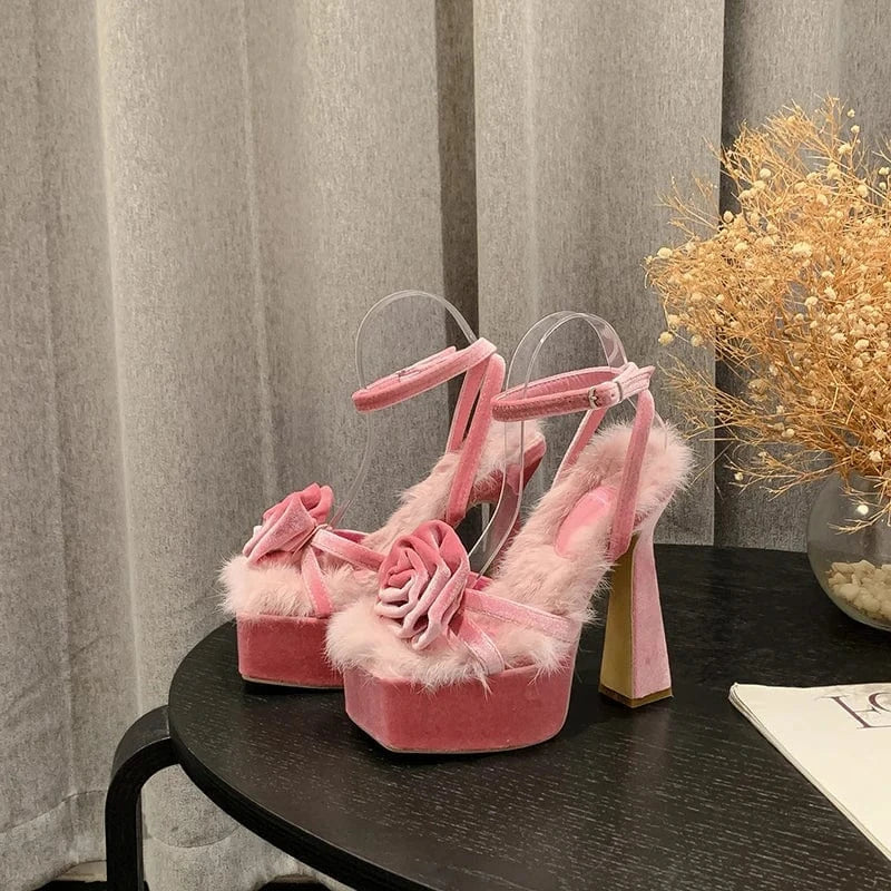 Fashion Mao Mao hate sky high sandals women's thick heel waterproof platform model catwalk rose square high heels 2024