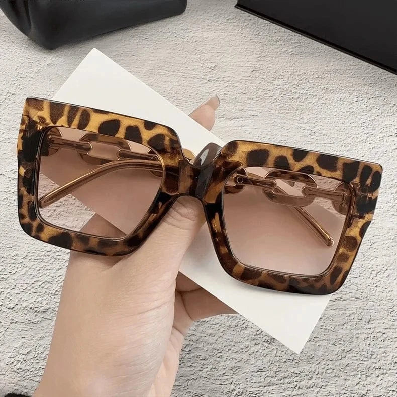 Fashion sunglasses / C2 2024 New arrival fashion custom logo classics leopard print high quality retro chain frame square sunglasses for women