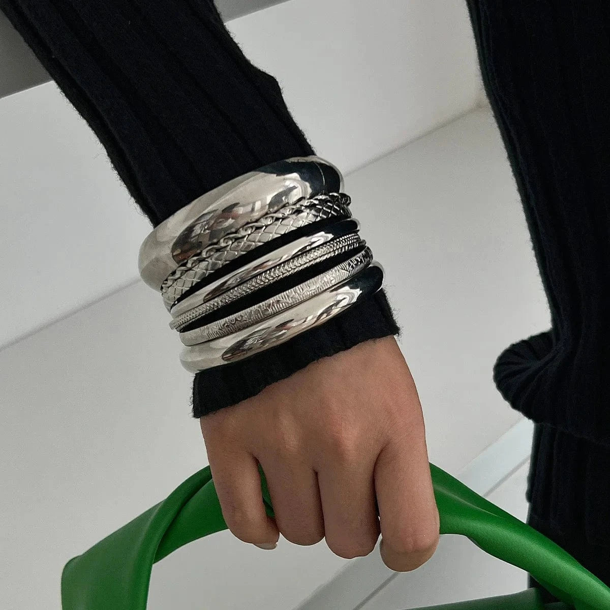 FASHIONABLE BANGLE / 6cm / 3 2024 New Arrival Fashion Cheap Wholesale stacked metal wide bracelets with simple personalized round punk women bracelet sets