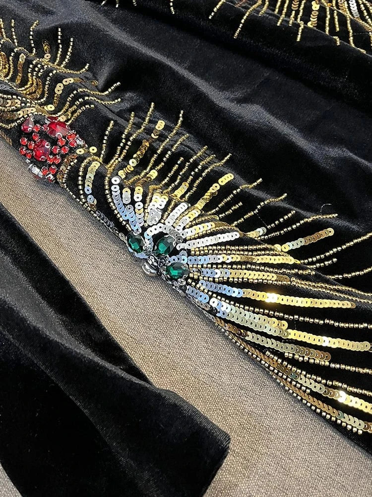 Fine Workmanship Sequined Delicacy Beading Lady O-neckline Long Sleeve Women Fashion Velvet Black Dress