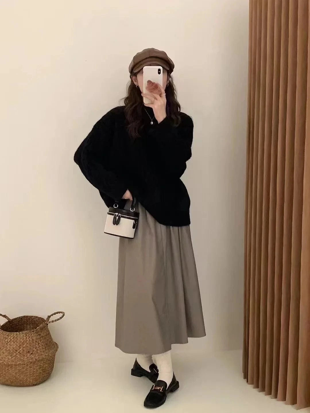 Free / Black 2024 Spring women high quality crew neck solid color long sleeve oversize cable knit pullover sweater jumper