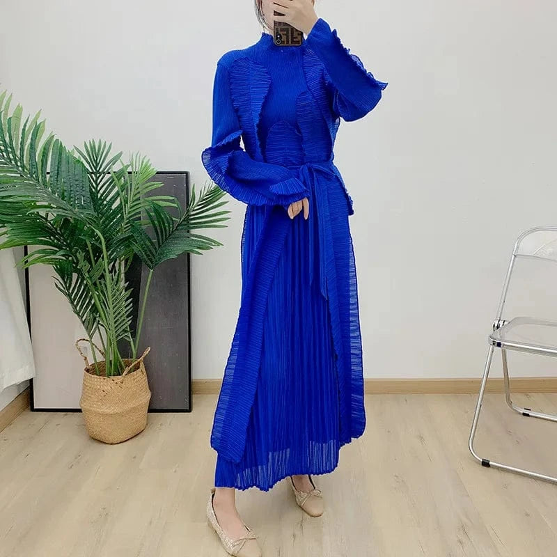 Free / Blue 2024 New Spring And Summer Design Splicing Lace Plus Size Dress Women's Irregular Miyake Pleated Dress