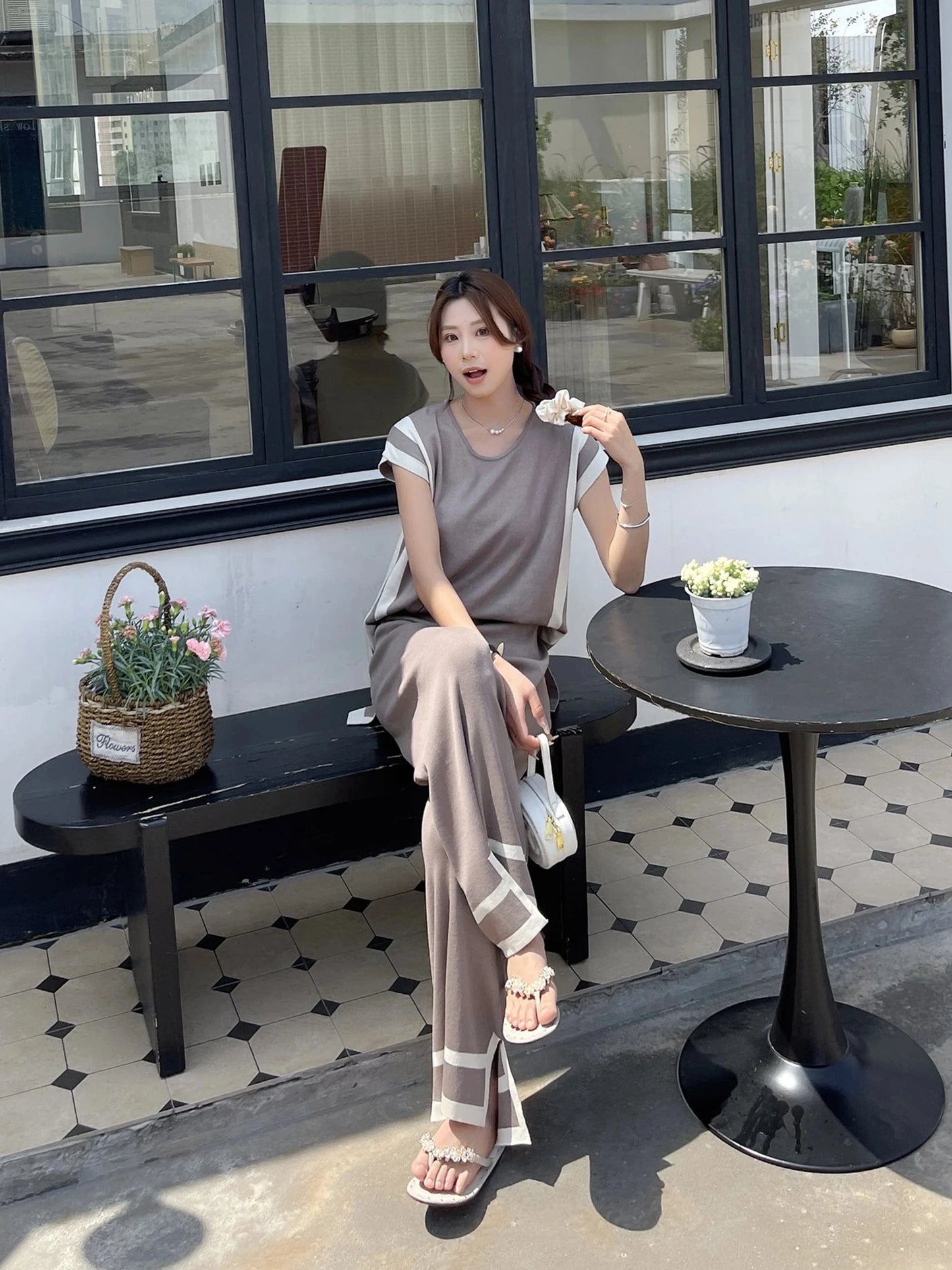 Free / Brown 2024 New Fashion Simple Splicing Loose Shawl Sleeves Sweater Top High Waist Slimming Wide Leg Pants Two Piece Set
