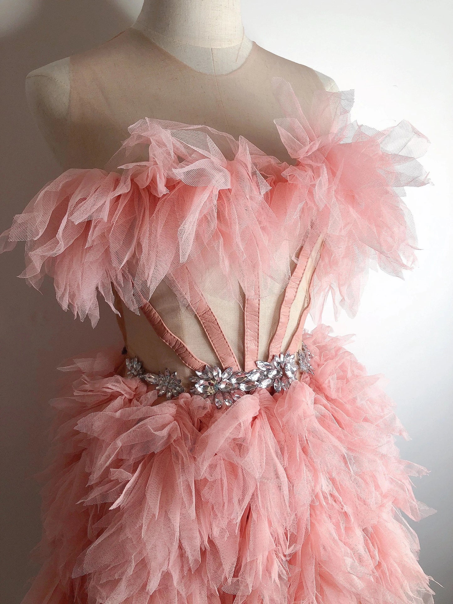 Free Size / Pink Vestido Fashion Sleeveless Pink Ruffles Rhinestone Cocktail Wedding Dinner Gown Women Short Evening Prom Dress Sexy Club Dresses