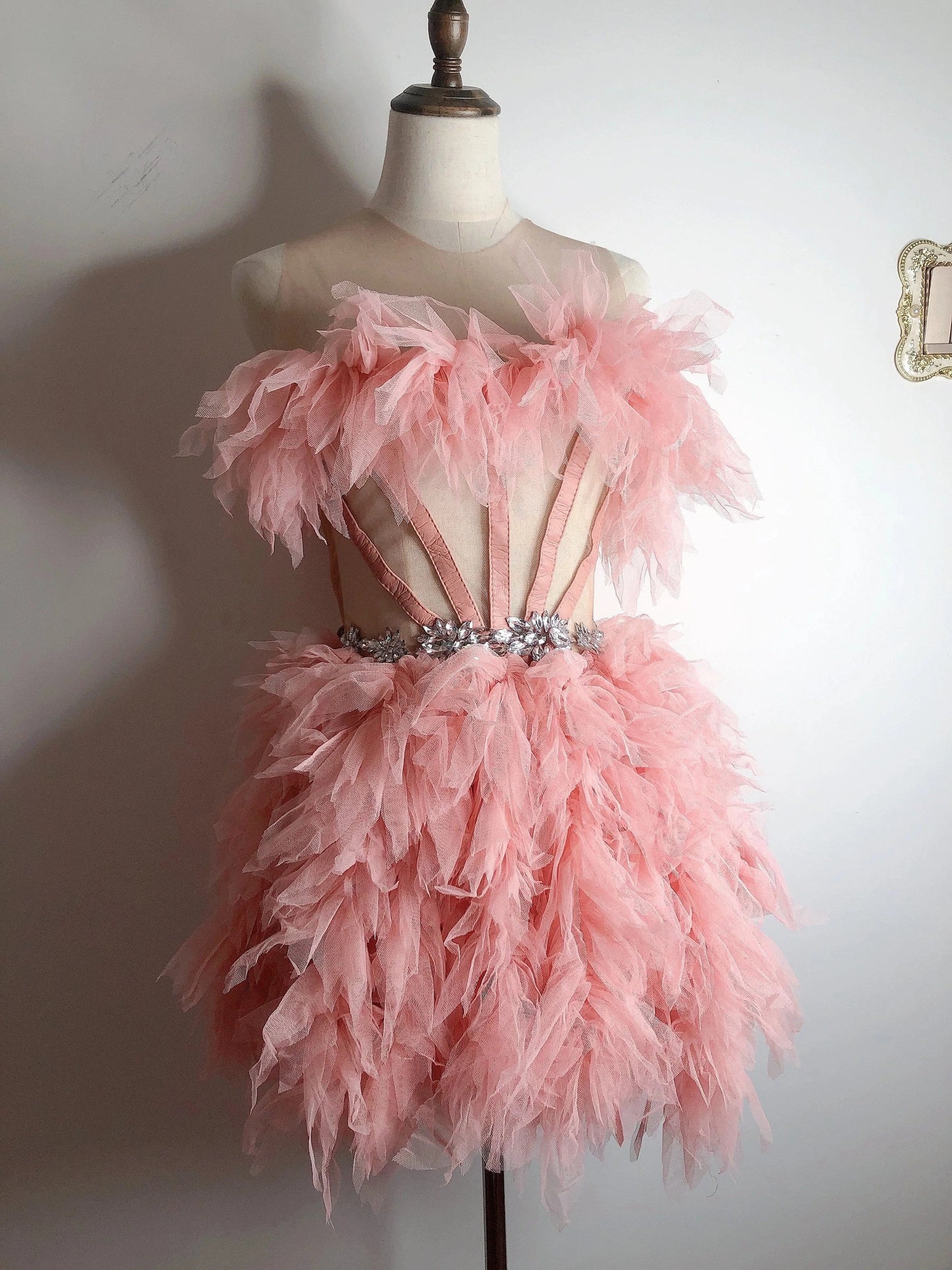 Free Size / Pink Vestido Fashion Sleeveless Pink Ruffles Rhinestone Cocktail Wedding Dinner Gown Women Short Evening Prom Dress Sexy Club Dresses