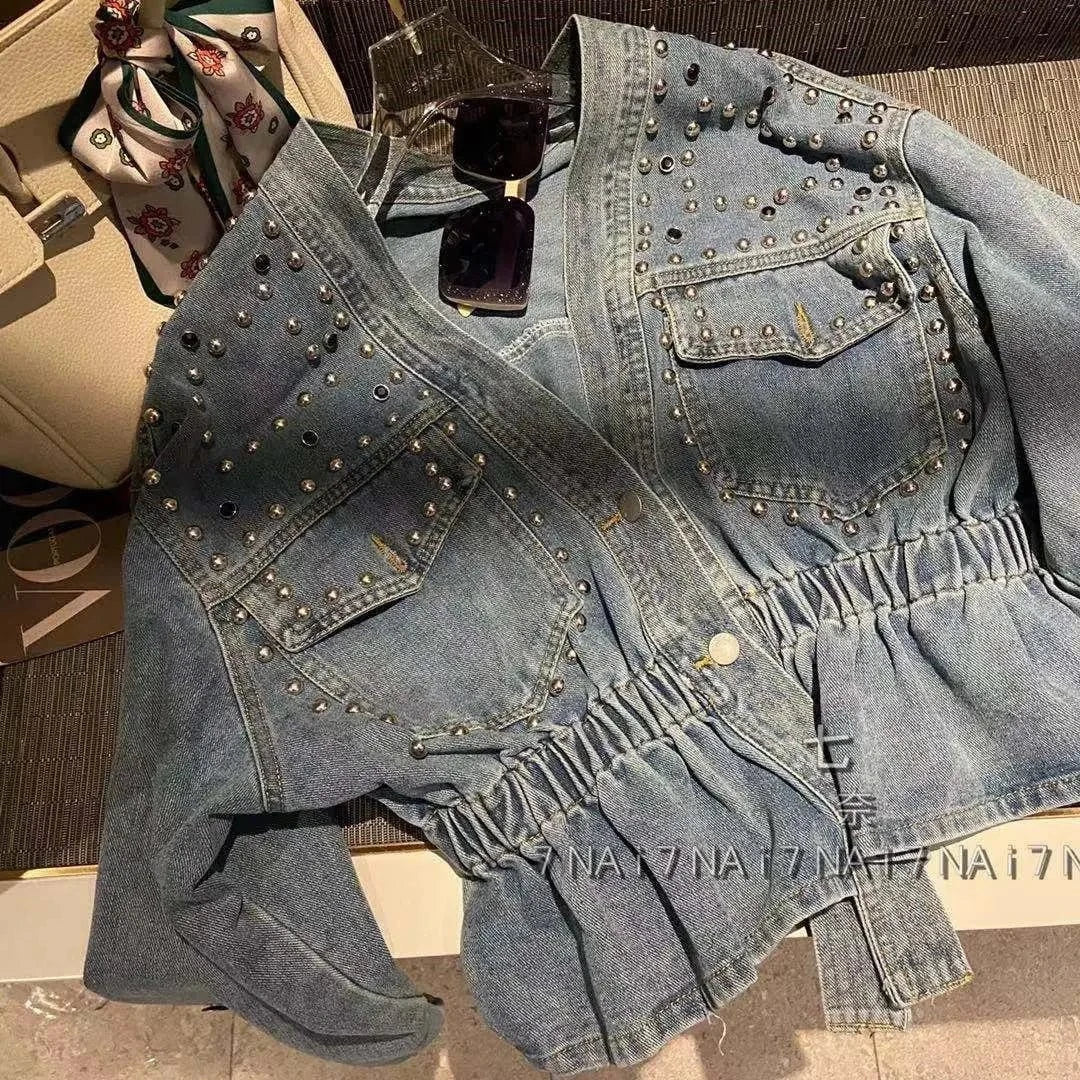 French denim jacket women's new heavy-duty diamond-studded beaded loose short long-sleeved jacket in spring and autumn