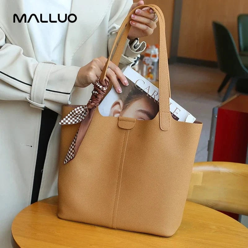 Genuine Leather Designer Luxury Bag Large Capacity Fashionable Casual Shoulder Bag Commuting work handbag for women office