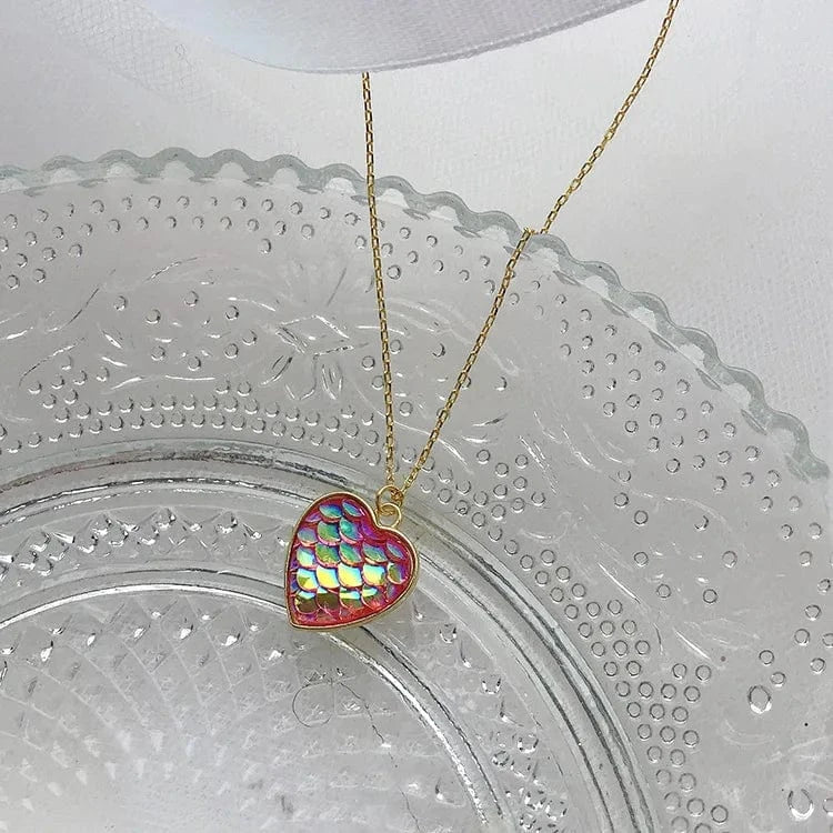 Gold Design Love Heart Shape Necklace Female Clavicle Chain Niche Personality Peach Color Fish Scale Pendant S925 Sterling Silver
