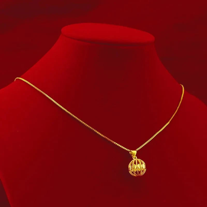 Gold Dropshipping Fashion Gold Necklace Women's Wedding Jewelry Charms Hollow Ball Pendant with Chain for Girlfriend Birthday Gifts