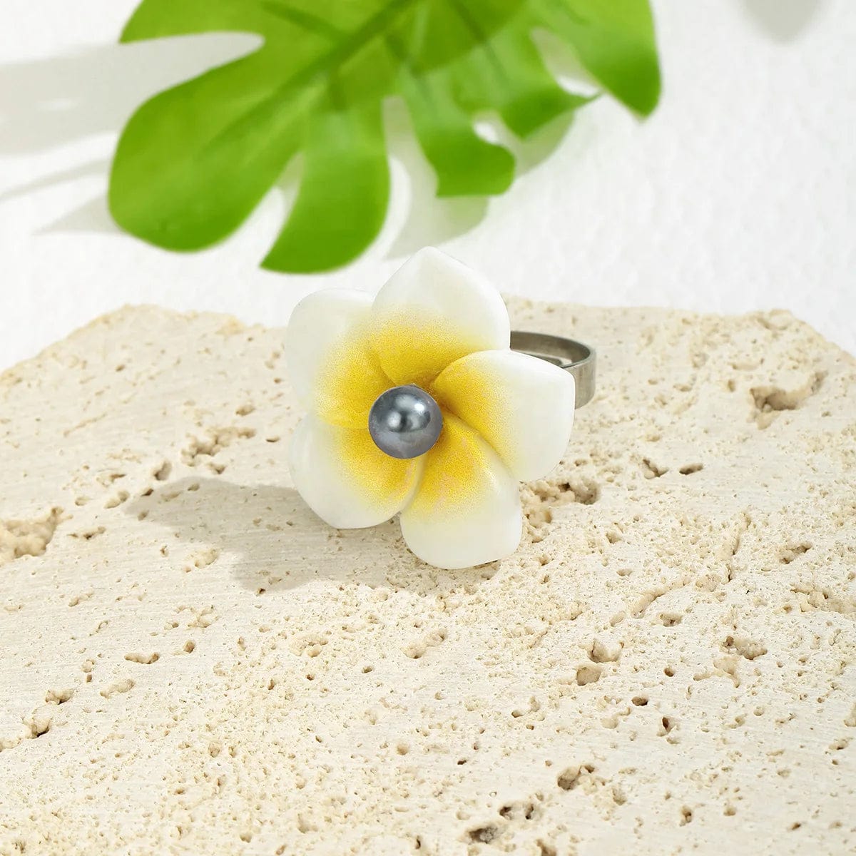 hawaii jewelry stainless steel base  plumeria flower shell  Pearl Rings women flexible ring