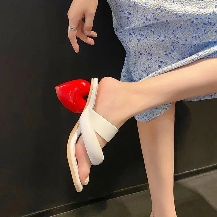 Heart New Anti-Slip Celebre Sandale De Marque Square Toe Thong 2022 Heels for Ladies and Women