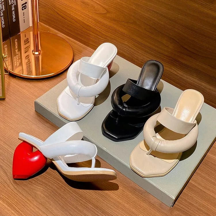 Heart New Anti-Slip Celebre Sandale De Marque Square Toe Thong 2022 Heels for Ladies and Women