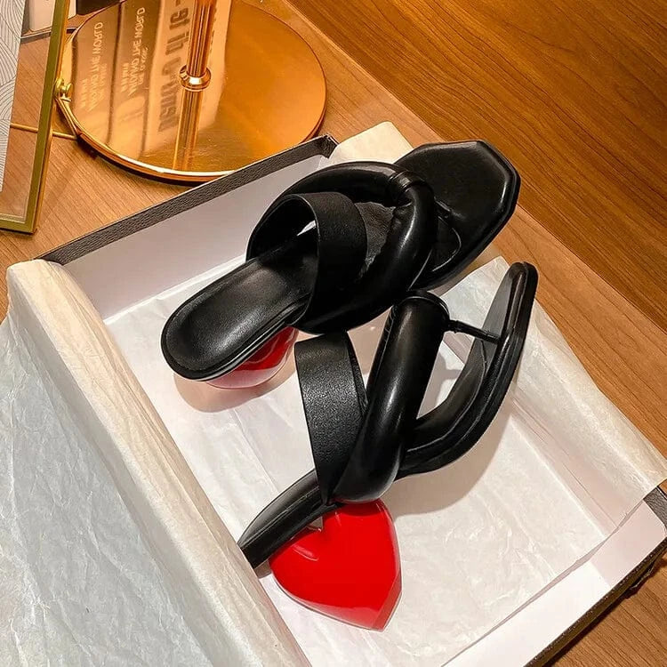 Heart New Anti-Slip Celebre Sandale De Marque Square Toe Thong 2022 Heels for Ladies and Women