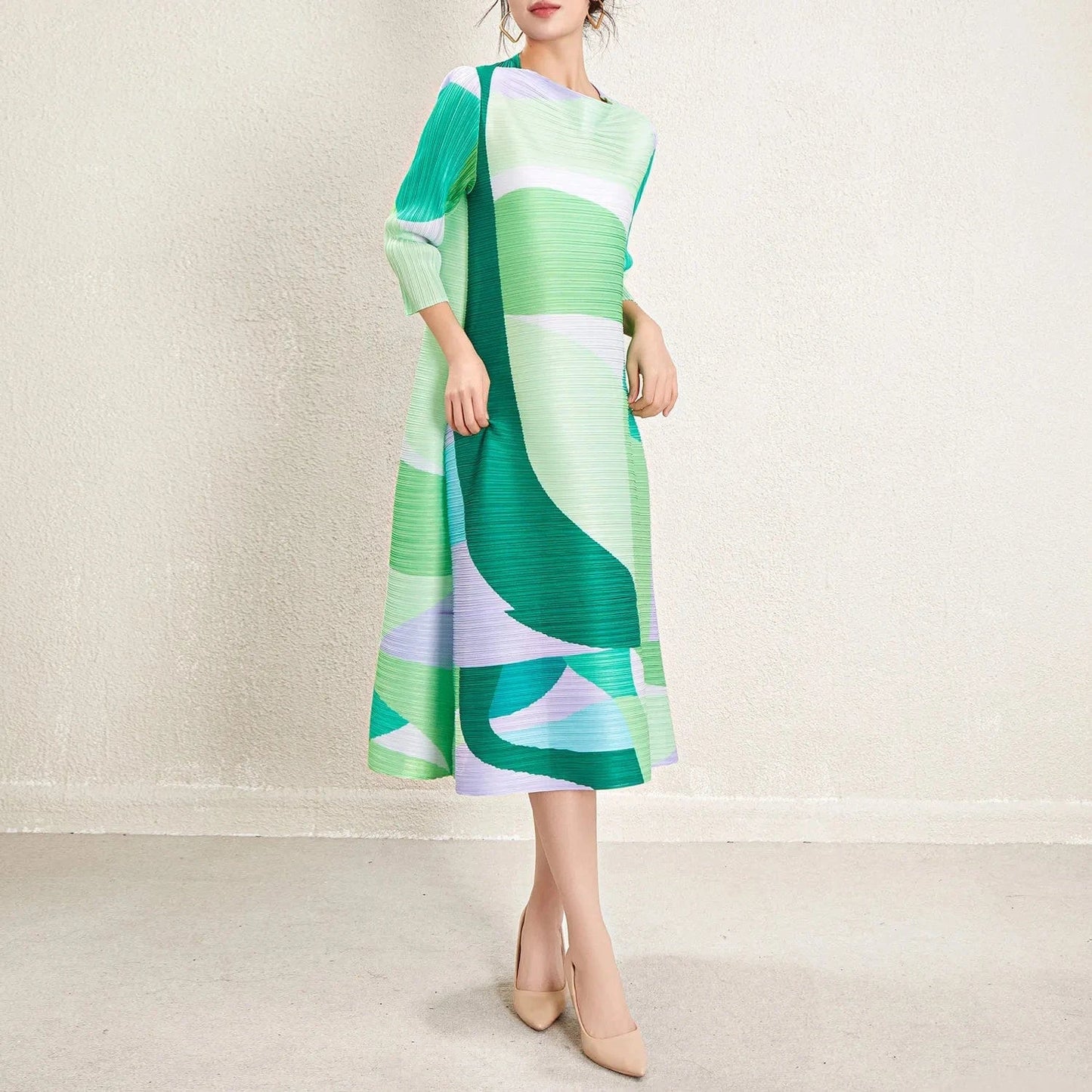 High Quality 2024 New Miyake Pleated Women's Casual Style Belted Long Sleeved Printed Dress Elegant Pleated Dress