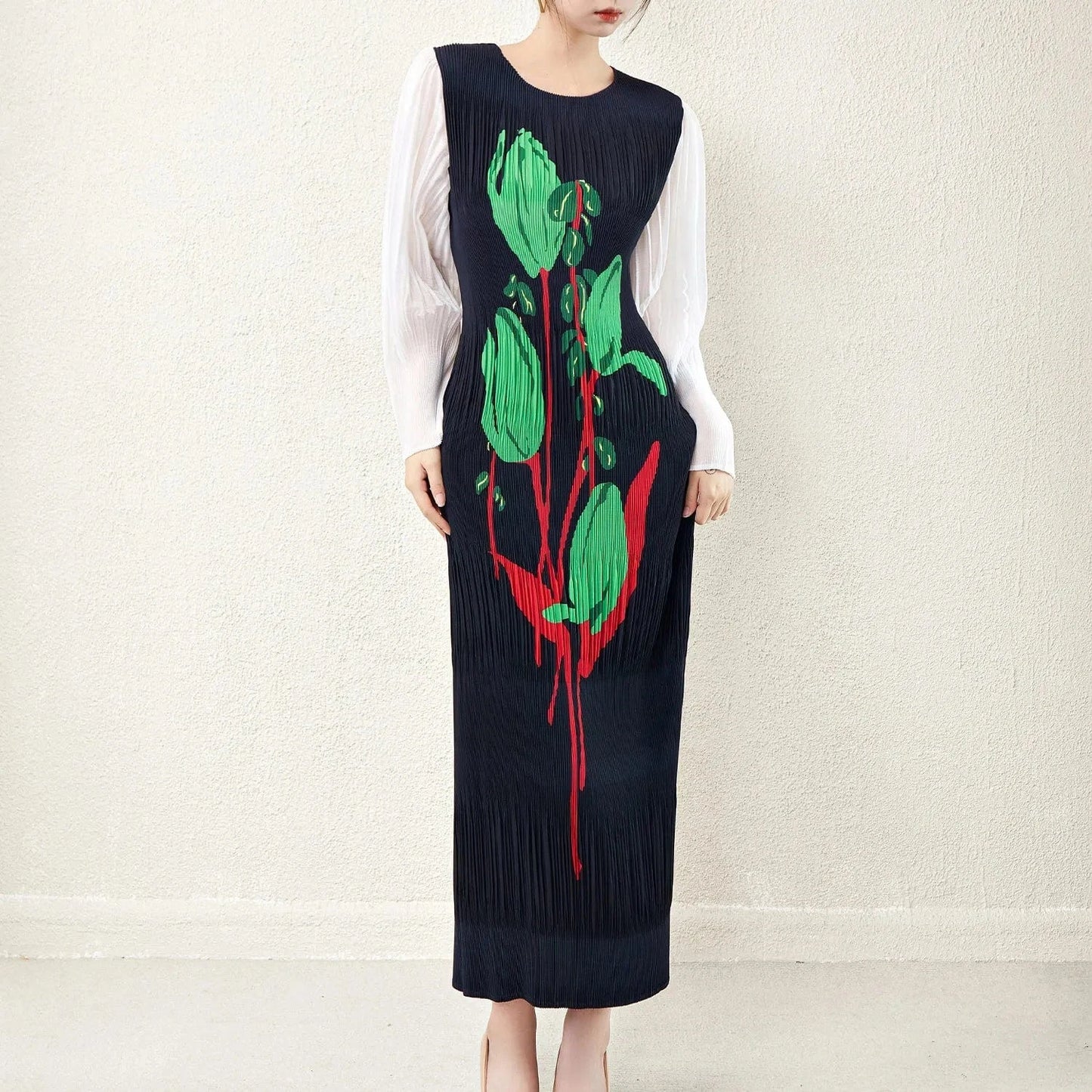 High Quality 2024 Pleated Stretch Plus Size Women's Long Sleeve Long Dress Fashionable Pleated Miyake Print Women's Casual Dress