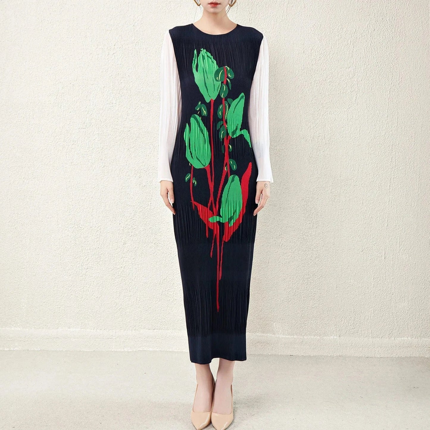 High Quality 2024 Pleated Stretch Plus Size Women's Long Sleeve Long Dress Fashionable Pleated Miyake Print Women's Casual Dress
