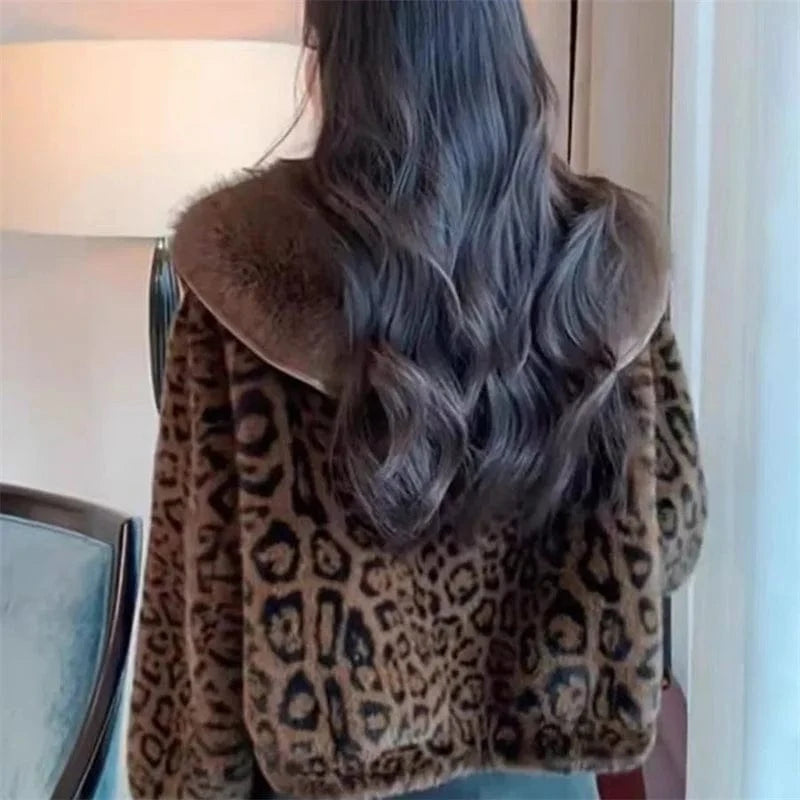 High Quality 2025 Fashion Fur Collor Mink Fur Jacket New Short Fur Design Thick And Warm Leopard Print Coat Imitating Fur Coat