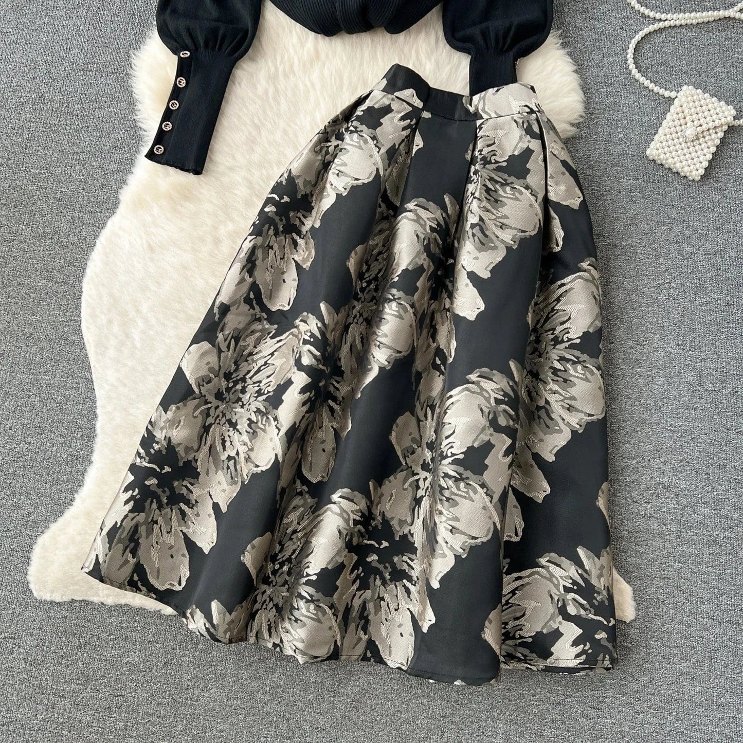 High Quality Autumn Casual 2 Piece Set for Women Top and High Waist Knitted Skirts Set Clothing Wholesale