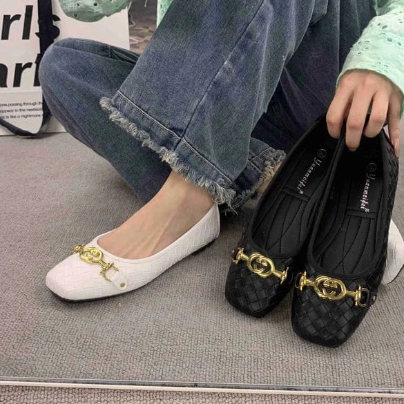 Hot sale 2024 autumn new shallow mouth flat heel casual square head simple solid color women's shoes