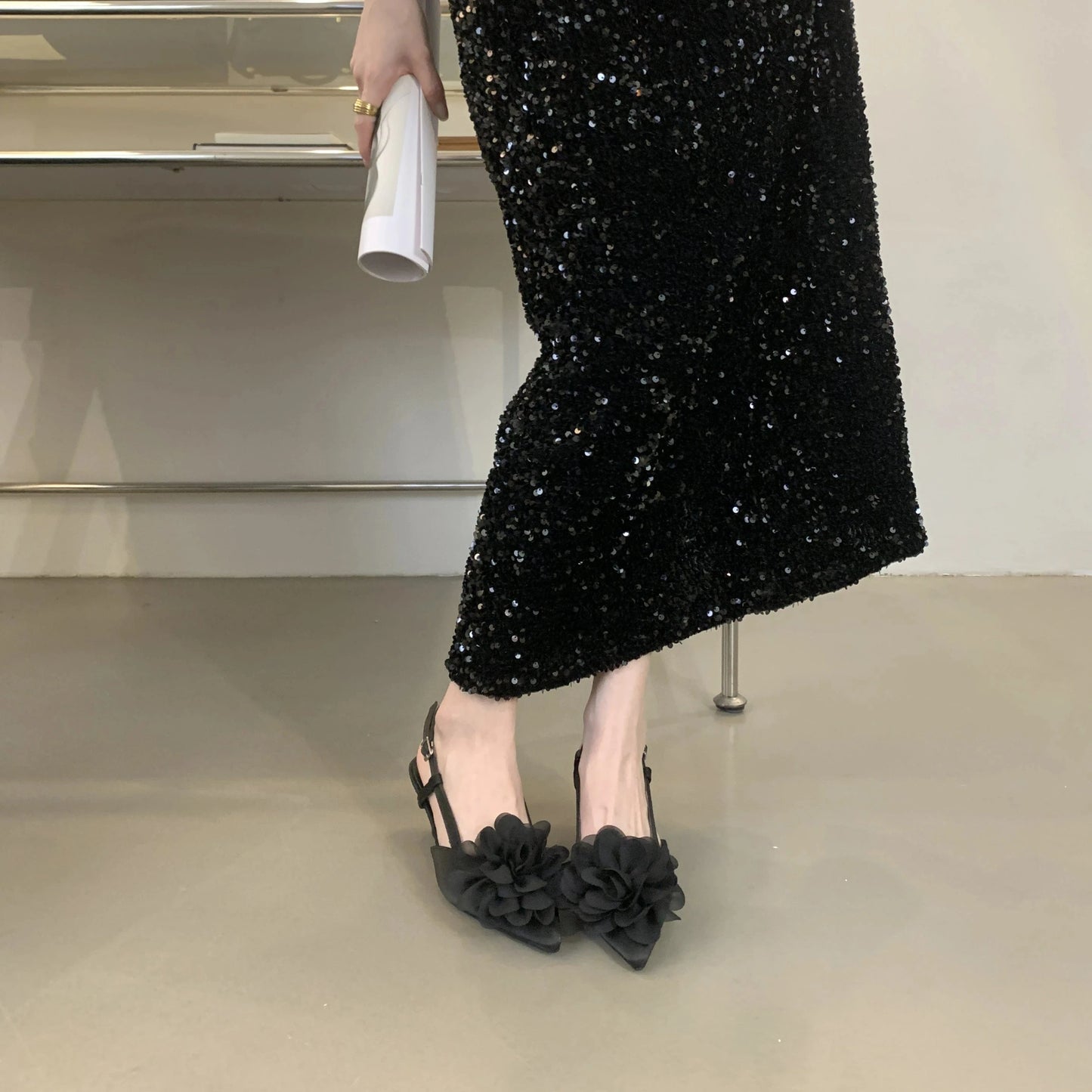 Hot sale 2024 New French flower Chinese style pointed wedge women's shoes elegant high heels