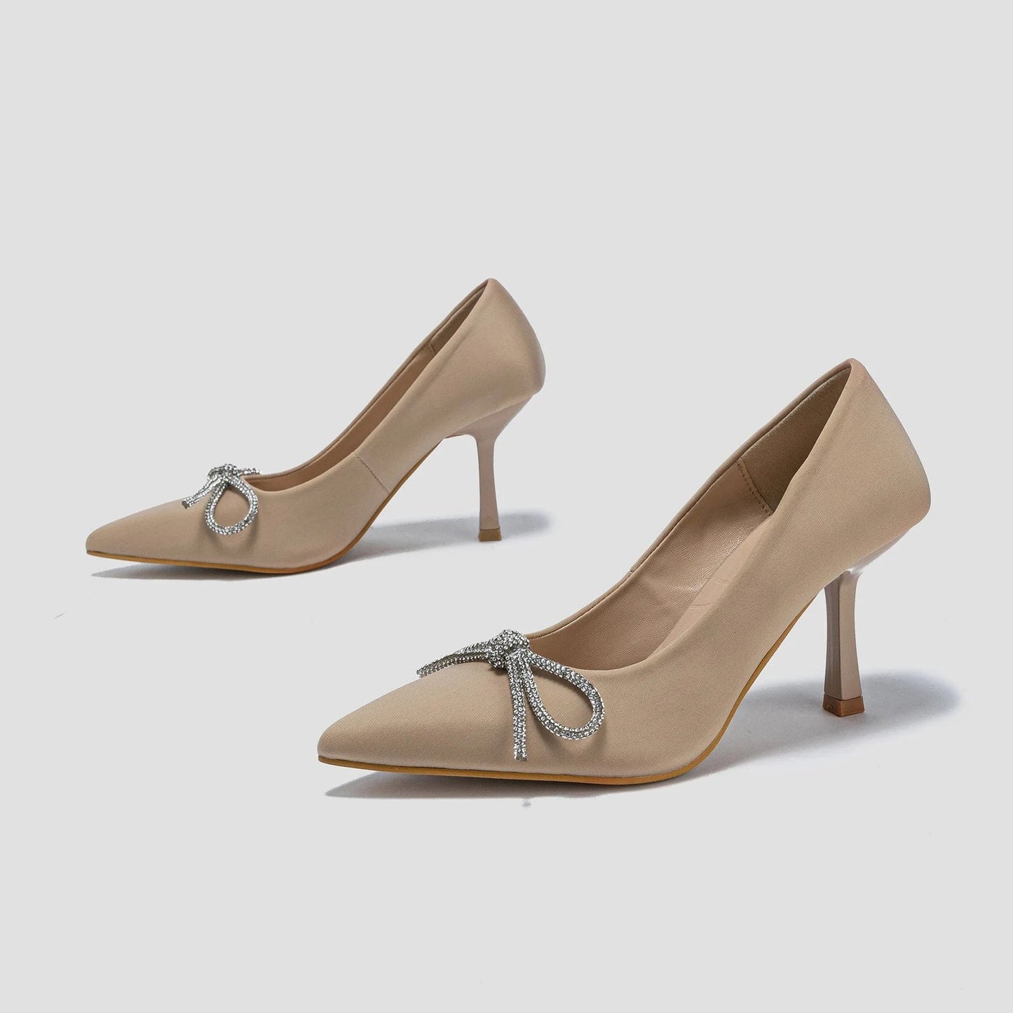 Hot sale Four Seasons French rhinestone bow socialite temperament high heel versatile simple summer plus size single shoes