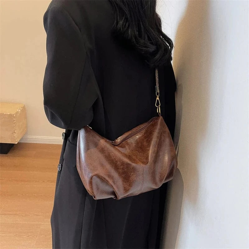 Hot Sale Luxury Hand Bags 2024 Young Lady Fashion Retro Handbags Ladies Designer Wide Shoulder Strip Purses For Females