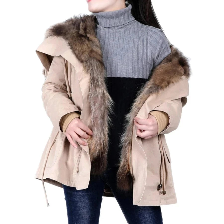 Hot Sale New Winter Fashion Ladies Natural Fur Parka Women Raccoon Real Fur Coat Hooded Parka