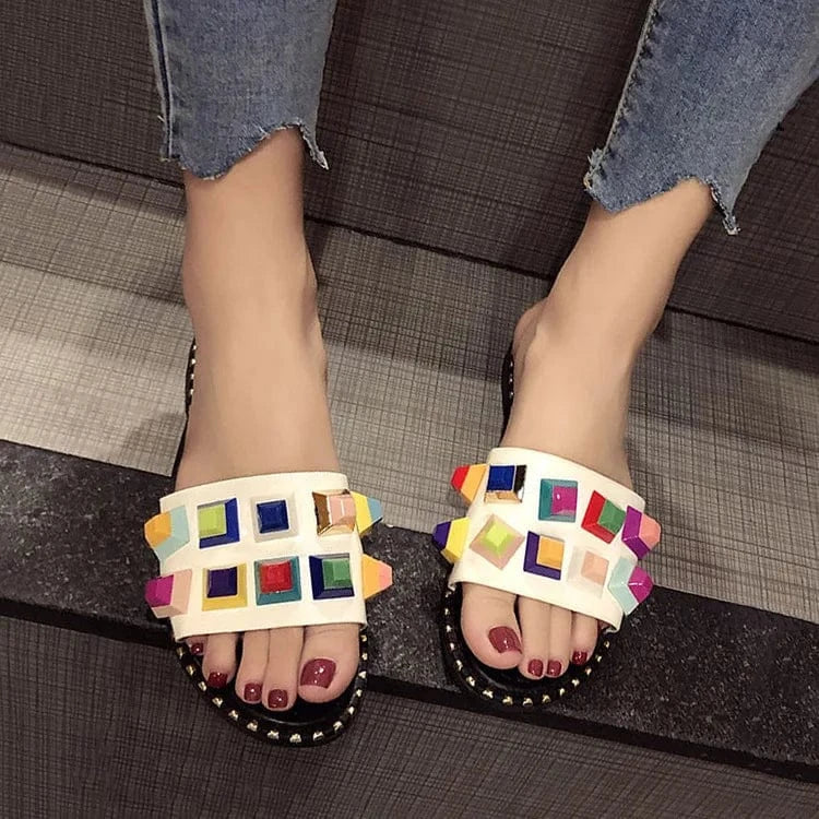 Hot Sale Women Candy Colors Stud Flats Sandals Female Summer Casual Flip Flops Slippers