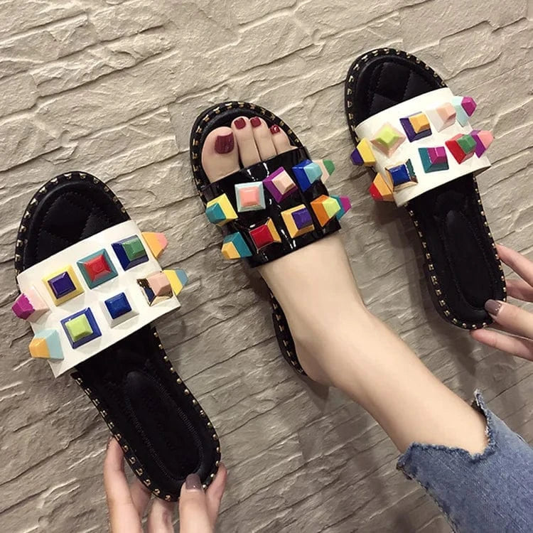 Hot Sale Women Candy Colors Stud Flats Sandals Female Summer Casual Flip Flops Slippers