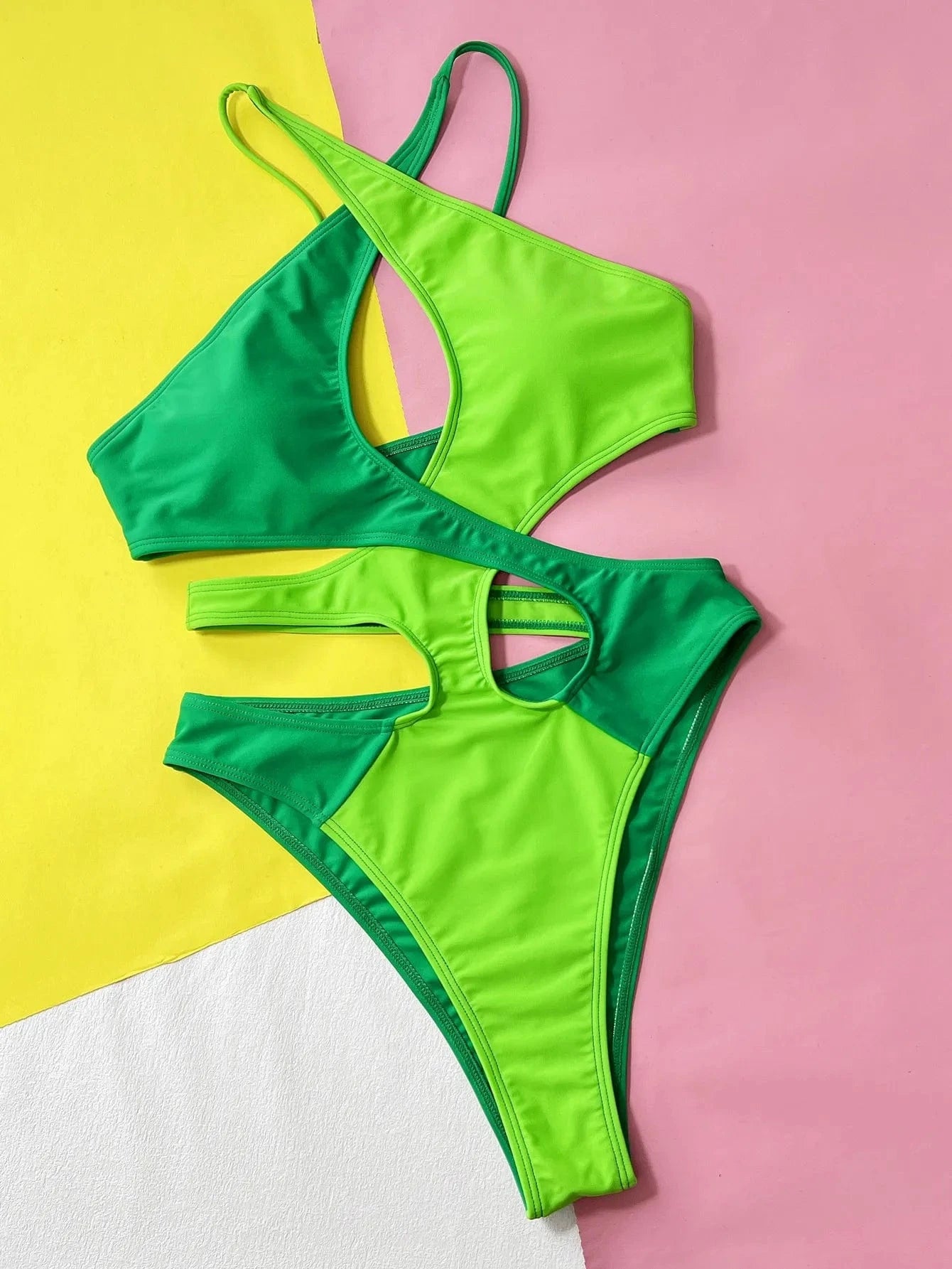 Hot Selling Green Swim Suit Sexy Bodysuit Swimwear Beachwear Bathing Suit Women One Piece Swimsuit Bikini