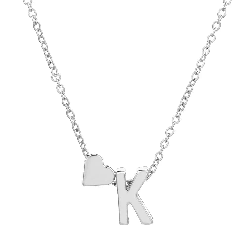 Hot selling new fashion heart-shaped 26 letters a to z simple pendant necklace creative heart-shaped clavicle chain best gift