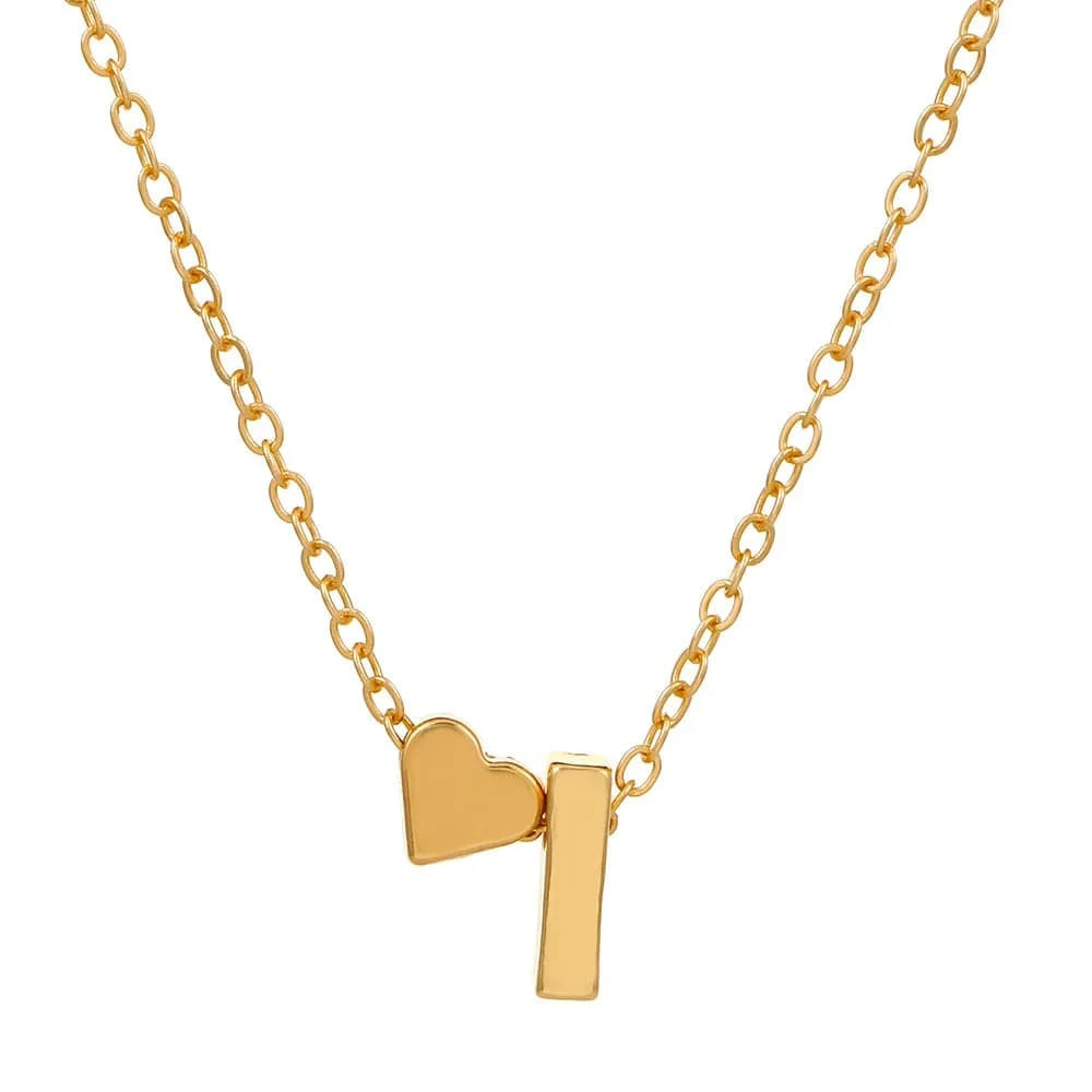 Hot selling new fashion heart-shaped 26 letters a to z simple pendant necklace creative heart-shaped clavicle chain best gift
